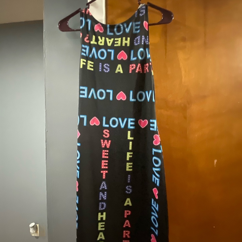 Dress - Picture 2 of 2